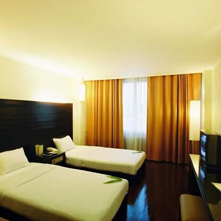 Maxx Hotel Bangkok Extérieur photo