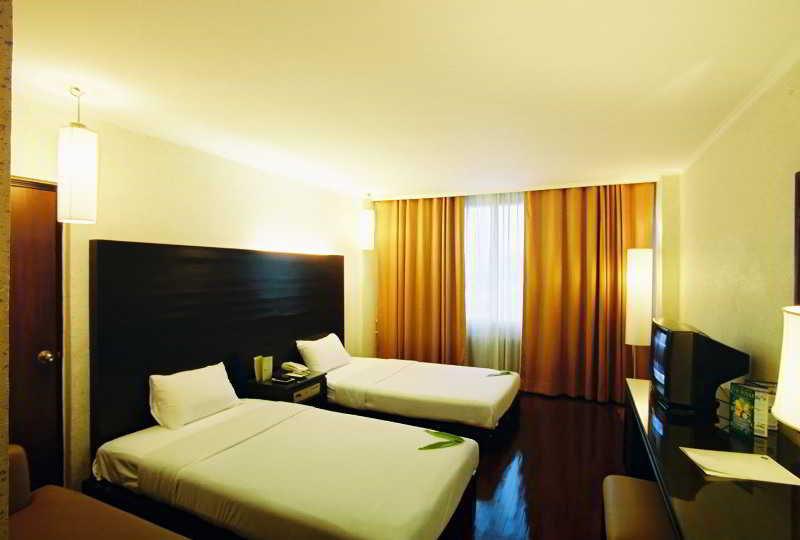 Maxx Hotel Bangkok Extérieur photo